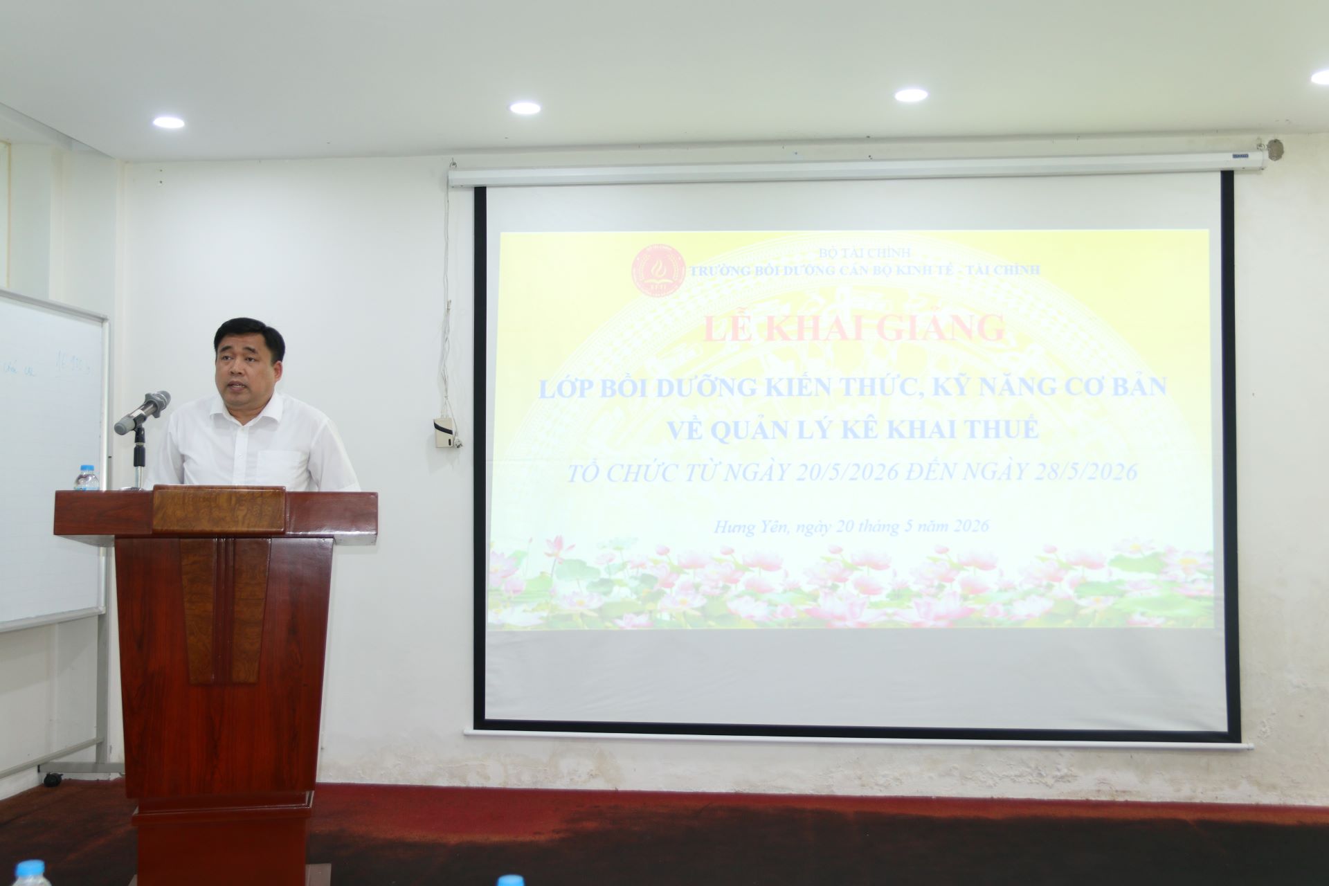 Khai giảng Lớp Bồi dưỡng kiến thức, kỹ năng cơ bản về quản lý kê khai thuế cho công chức ngành Thuế