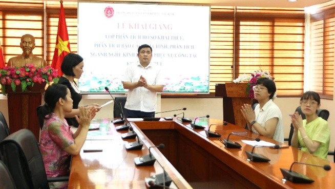 Khai giảng Lớp Bồi dưỡng phân tích hồ sơ khai thuế, phân tích báo cáo tài chính, phân tích ngành nghề kinh doanh phục vụ công tác kiểm tra thuế cho công chức ngành Thuế