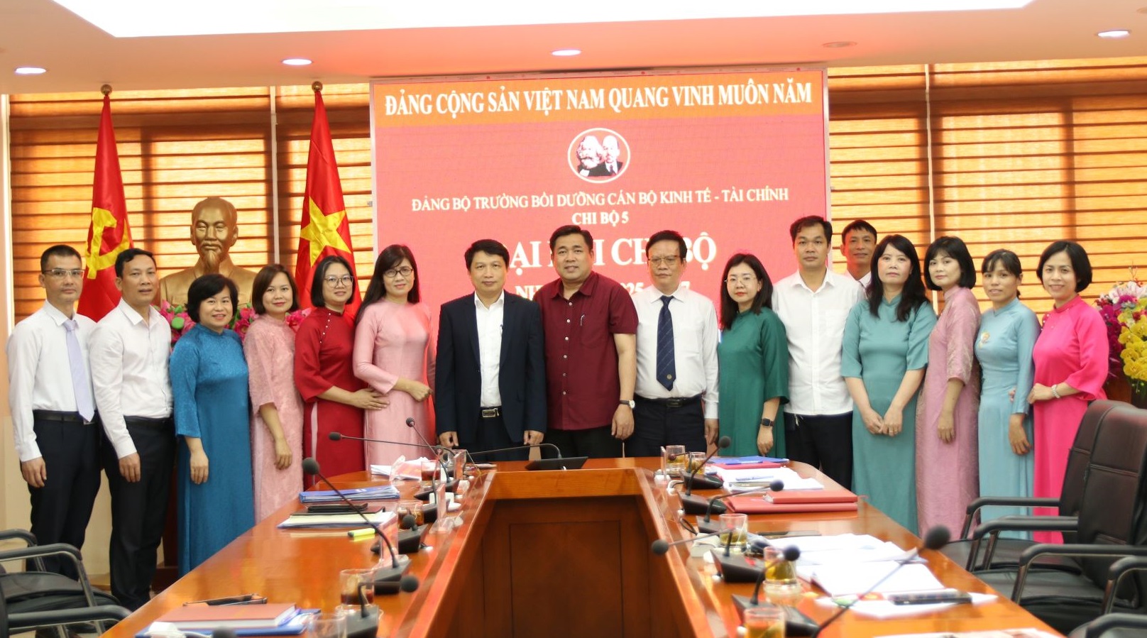Chi bộ 5 tổ chức thành công Đại hội Chi bộ nhiệm kỳ 2025 – 2027