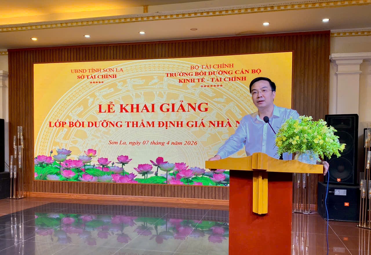 Khai giảng lớp "Bồi dưỡng thẩm định giá nhà nước" tại thành phố Sơn La, tỉnh Sơn La