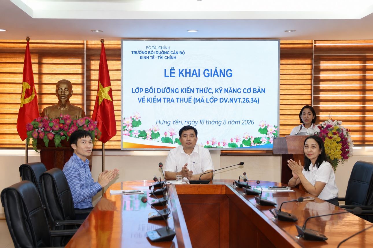 Khai giảng Lớp Bồi dưỡng kiến thức, kỹ năng cơ bản về kiểm tra thuế cho công chức Thuế tỉnh Ninh Bình, Thuế thành phố Hà Nội và Thuế tỉnh Đắk Lắk