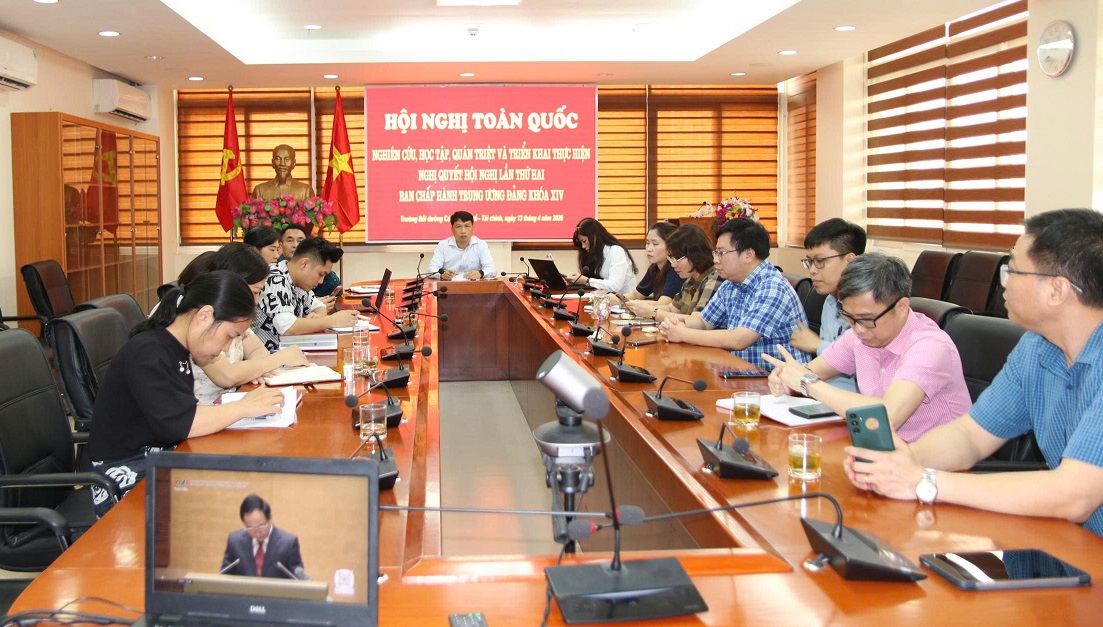 Đảng bộ Trường Bồi dưỡng cán bộ Kinh tế - Tài chính tham dự Hội nghị trực tuyến toàn quốc nghiên cứu, học tập, quán triệt Nghị quyết Trung ương 2 khóa XIV